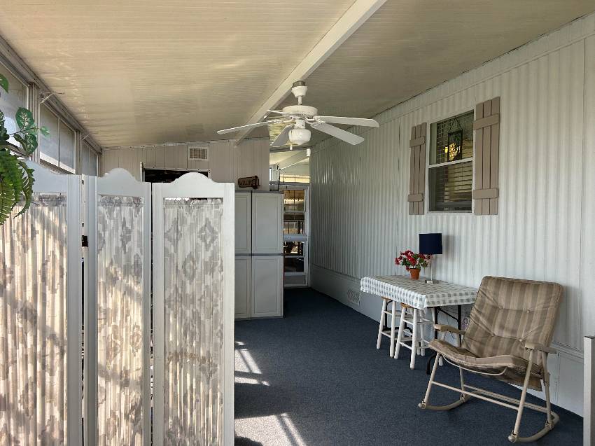 7907 Lakeshore Drive a Ellenton, FL Mobile or Manufactured Home for Sale